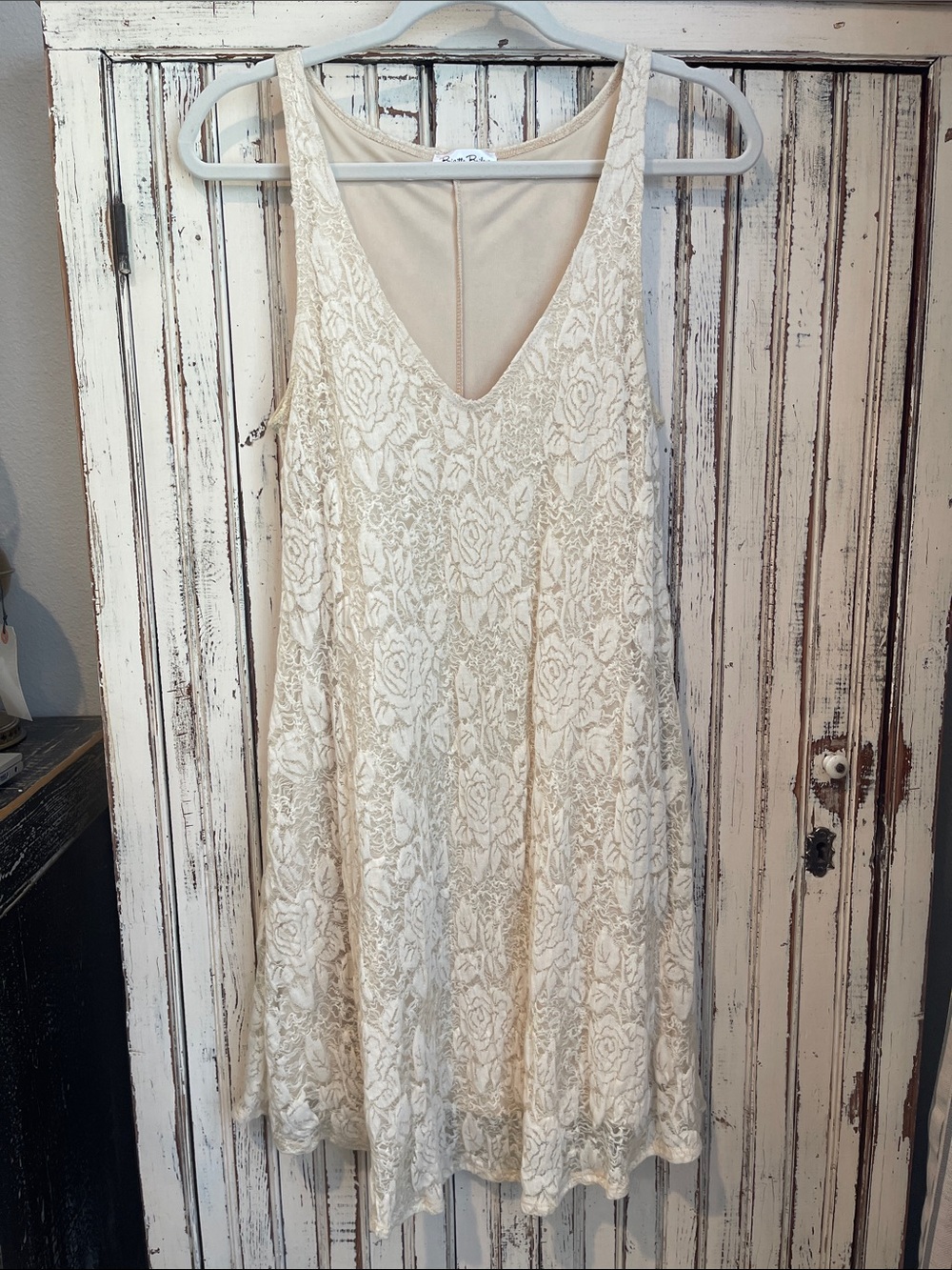 Floral Pattern Lace Mini Dress